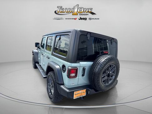 Used 2024 Jeep Wrangler Unlimited Sport AWD/4WD image 6