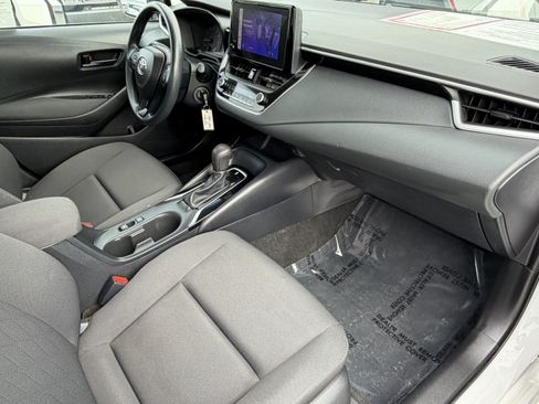 Certified 2023 Toyota Corolla LE FWD image 9