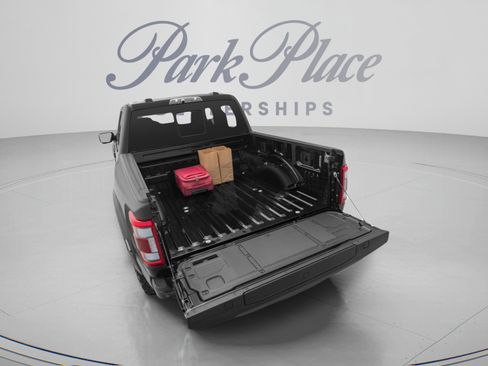 Used 2022 Ford F150 Raptor w/ Equipment Group 801A High AWD/4WD image 28