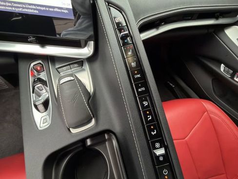 Certified 2024 Chevrolet Corvette Stingray Preferred Cpe w/ 2LT image 22