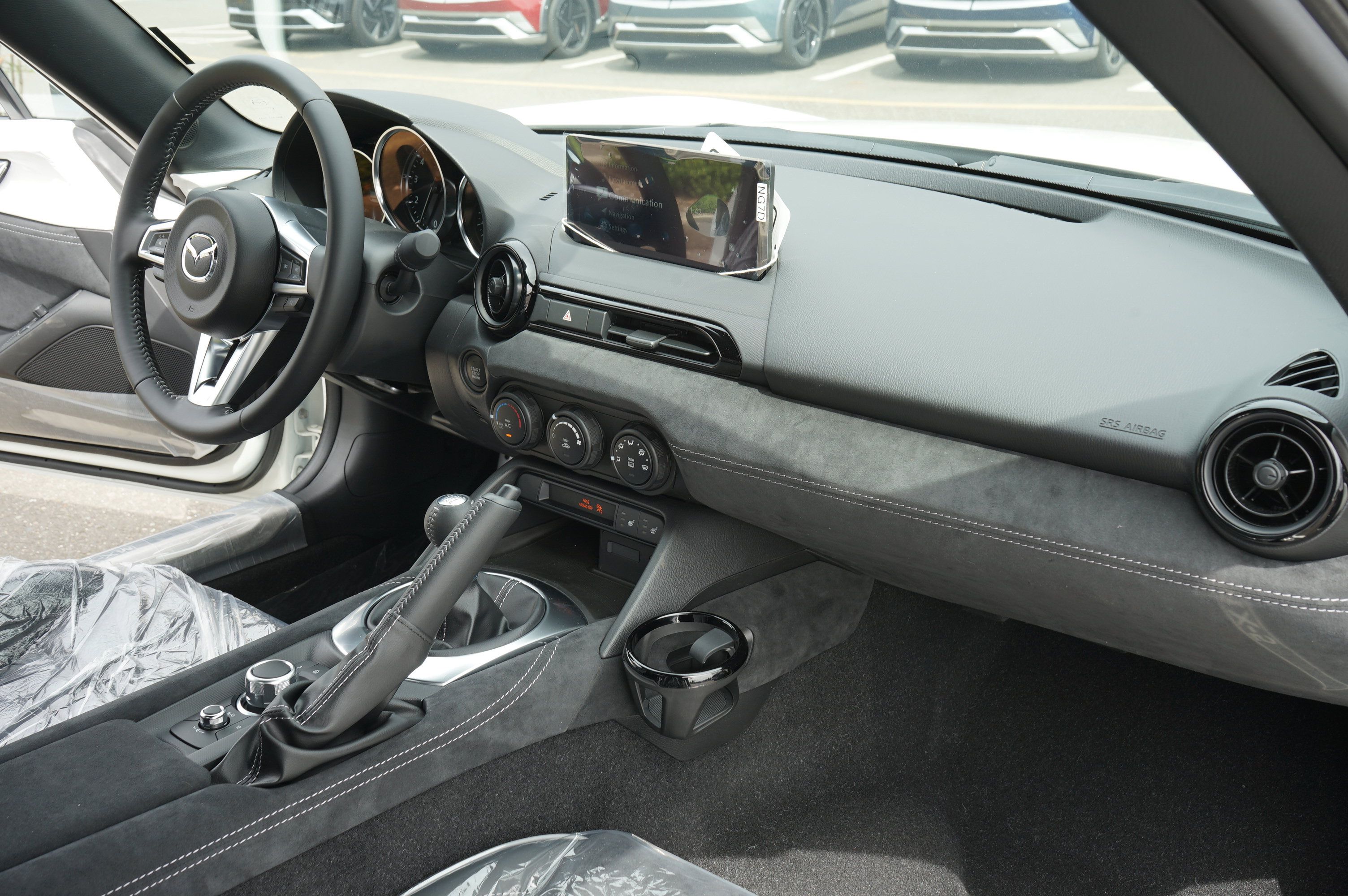 New 2026 MAZDA MX-5 Miata Club RWD image 17
