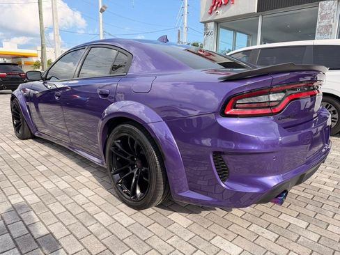 Used 2019 Dodge Charger Scat Pack w/ Navigation & Travel Group RWD image 5