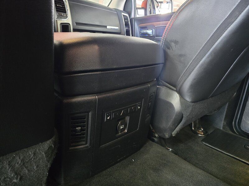 Used 2015 RAM 1500 Laramie w/ Convenience Group AWD/4WD image 12