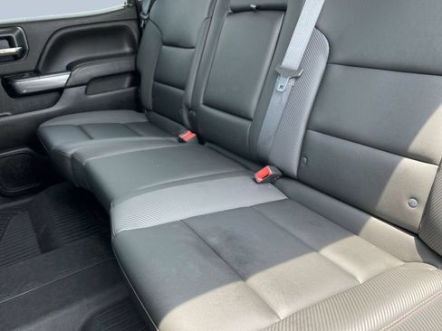 Used 2019 GMC Sierra 2500 SLT w/ Duramax Plus Package AWD/4WD image 17