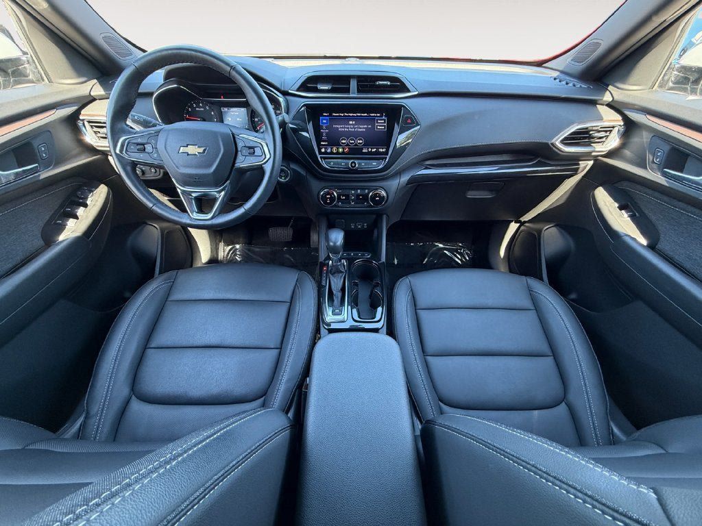 Used 2023 Chevrolet TrailBlazer ACTIV w/ Convenience Package AWD/4WD image 12