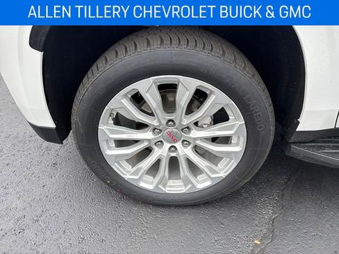 Certified 2023 GMC Yukon Denali image 38