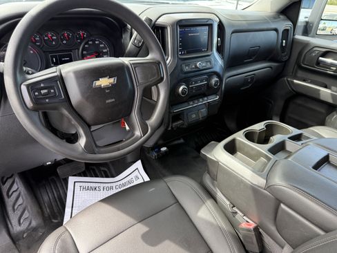 Used 2020 Chevrolet Silverado 2500 W/T w/ WT Convenience Package image 11