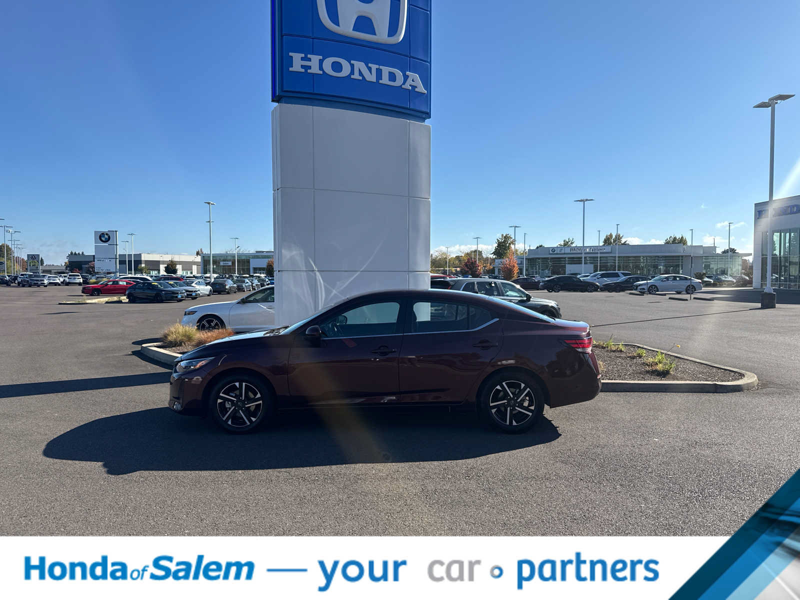 Used 2025 Nissan Sentra SV FWD image 3