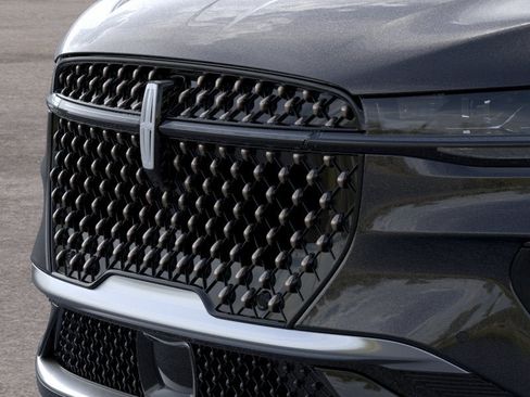 New 2026 Lincoln Nautilus Black Label AWD/4WD image 17