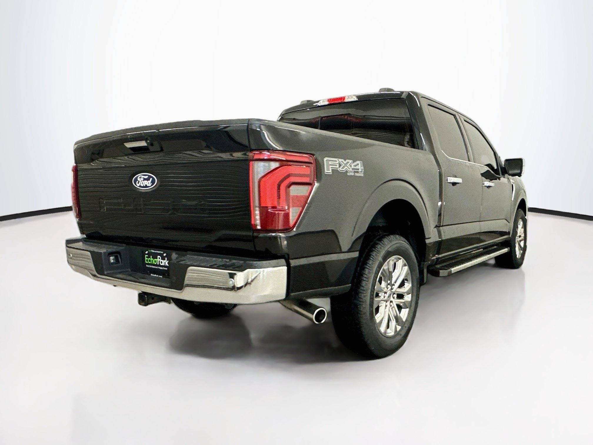 Used 2024 Ford F150 Lariat w/ FX4 Off-Road Package AWD/4WD image 9