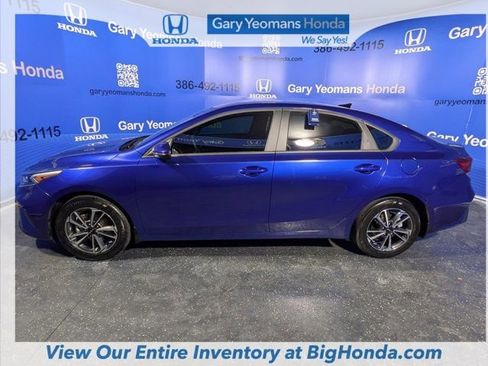 Used 2024 Kia Forte LXS w/ LXS Technology Package image 9