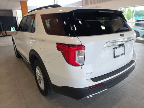 Used 2023 Ford Explorer XLT w/ Equipment Group 202A AWD/4WD image 11