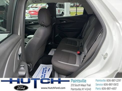 Used 2025 Chevrolet TrailBlazer LT AWD/4WD image 11