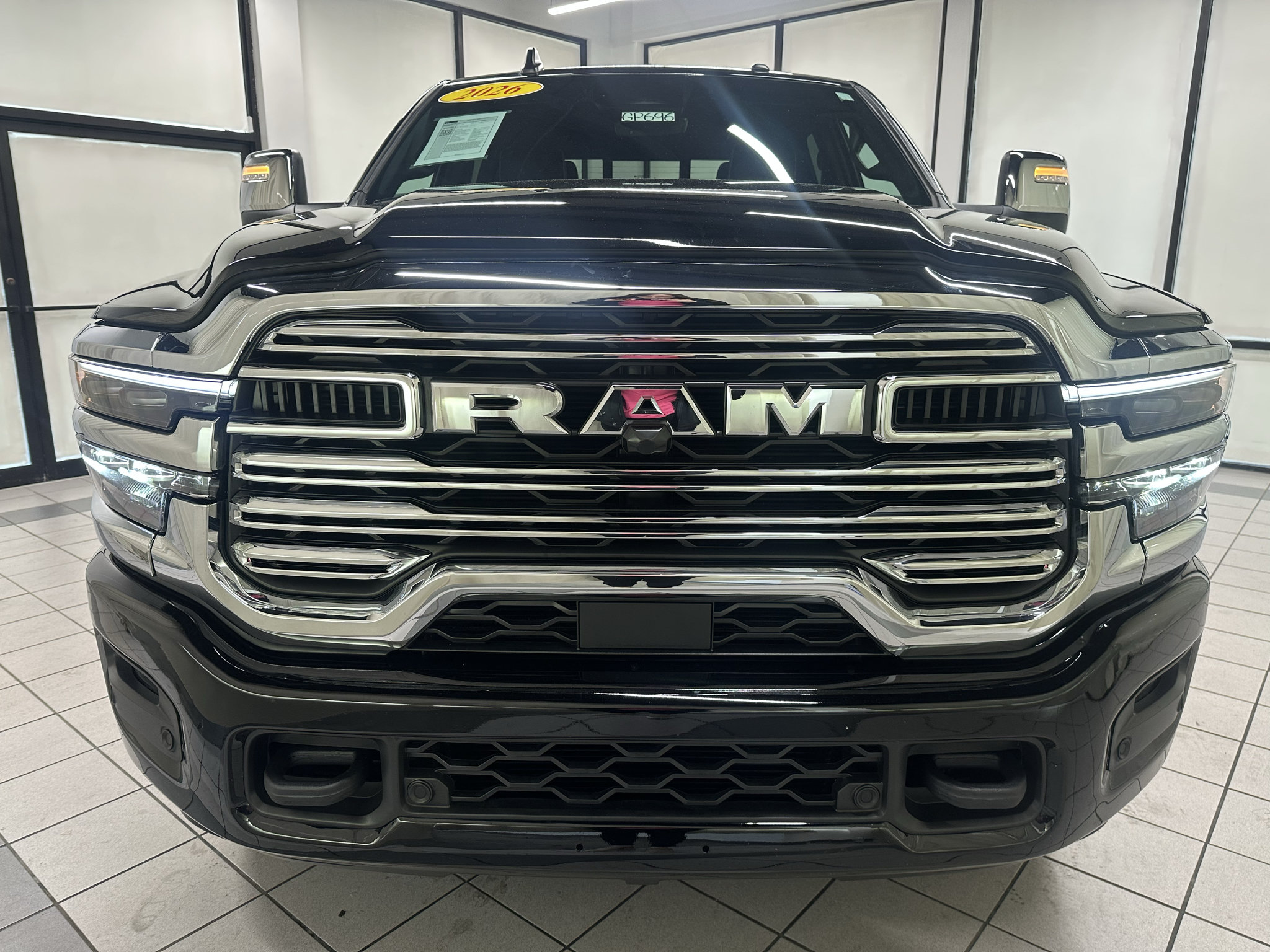 Used 2026 RAM 2500 Laramie AWD/4WD image 10