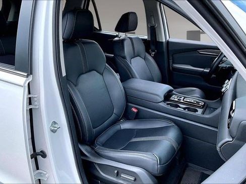 Certified 2023 Honda Pilot EX-L image 26