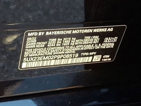 Used 2023 BMW X7 xDrive40i w/ Premium Package image 32