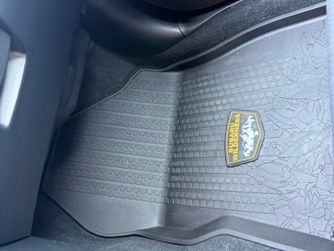 Certified 2025 Subaru Forester Wilderness AWD/4WD image 27