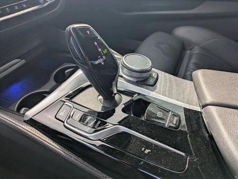 Used 2021 BMW 530i xDrive w/ M Sport Package AWD/4WD image 6