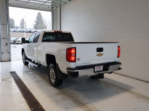 Used 2015 Chevrolet Silverado 2500 LT w/ LT Convenience Package image 8