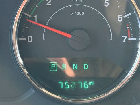 Used 2017 Jeep Wrangler Unlimited Sahara w/ Connectivity Group image 21