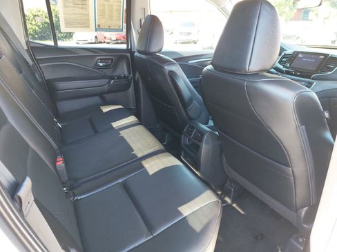 Certified 2023 Honda Ridgeline RTL image 11