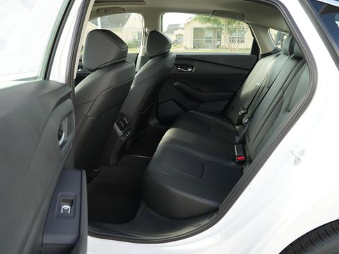 Used 2025 Honda Accord EX-L image 19