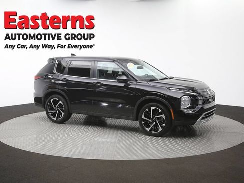 Used 2024 Mitsubishi Outlander SE AWD/4WD image 47