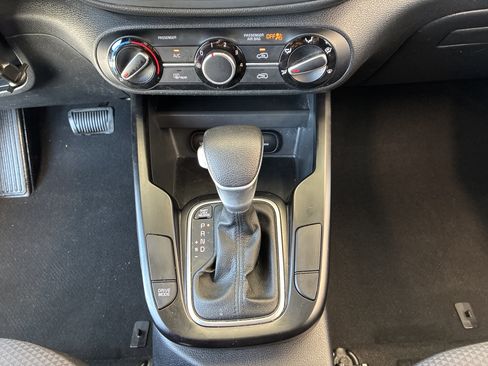 Used 2022 Kia Soul LX FWD image 20