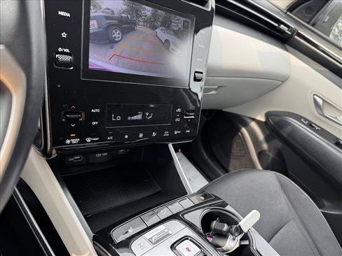 Used 2022 Hyundai Tucson Blue AWD/4WD image 15
