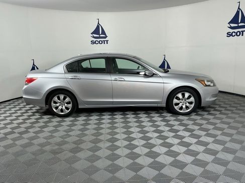 Used 2010 Honda Accord EX-L image 6