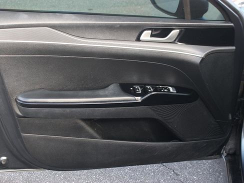 Used 2021 Kia K5 LXS image 11