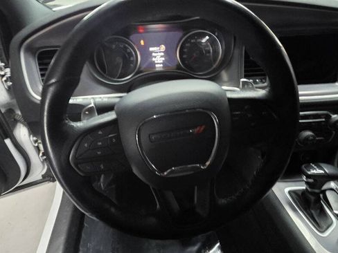 Used 2022 Dodge Charger Scat Pack RWD image 19