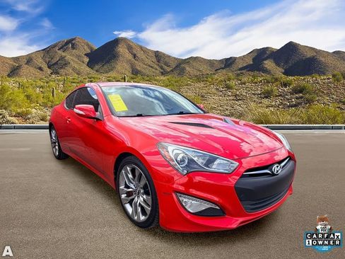 Used 2016 Hyundai Genesis Coupe 3.8 RWD image 5