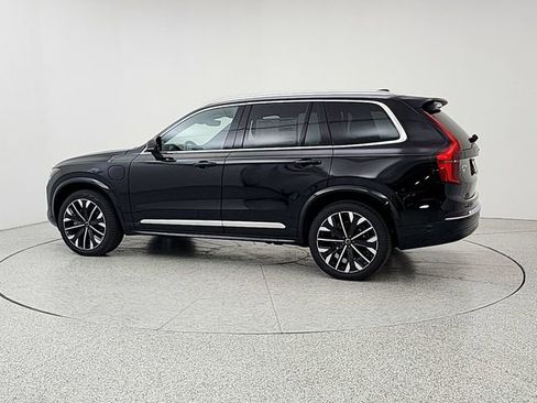 New 2026 Volvo XC90 T8 Plus w/ Protection Package Premier AWD/4WD image 7