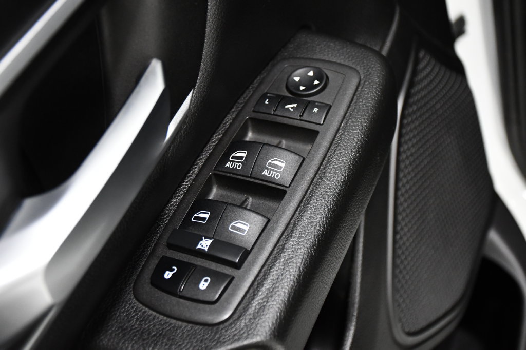 Used 2022 RAM 1500 Big Horn AWD/4WD image 18