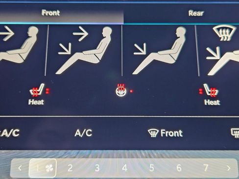 New 2026 Chrysler Voyager LX image 23