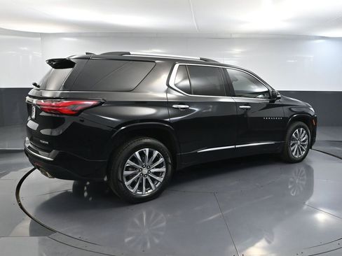 Used 2023 Chevrolet Traverse Premier w/ LPO, Floor Liner Package image 6