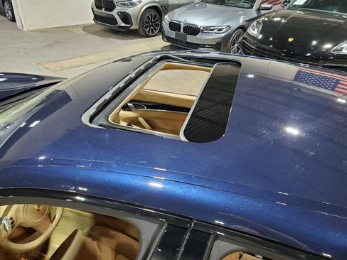 Used 2016 Porsche Panamera Edition image 48