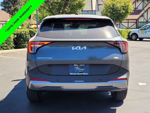 New 2026 Kia Sportage LX image 5