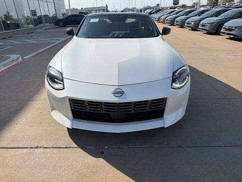New 2026 Nissan Z Sport w/ Floor Mat Package RWD image 8