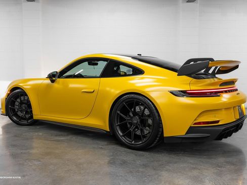 Used 2022 Porsche 911 GT3 RWD image 9