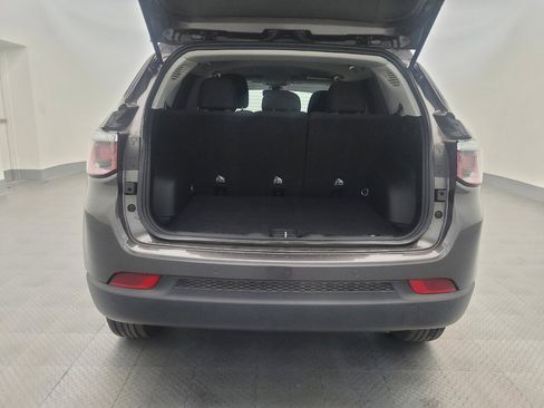 Used 2018 Jeep Compass Sport w/ Tech Group AWD/4WD image 29