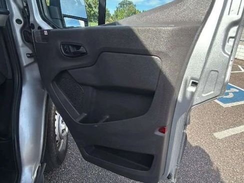 Used 2020 Ford Transit 250 Low Roof AWD image 15