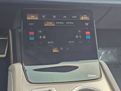 Used 2026 Cadillac Vistiq Premium Luxury image 33