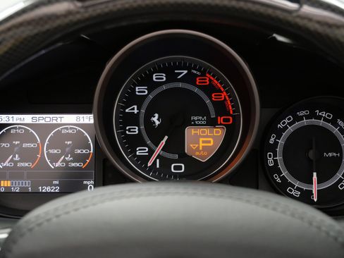 Used 2011 Ferrari California RWD image 22