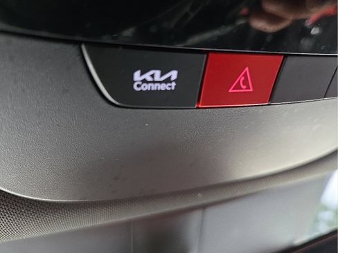 Used 2025 Kia K5 GT-Line w/ GT-Line Premium Package FWD image 19
