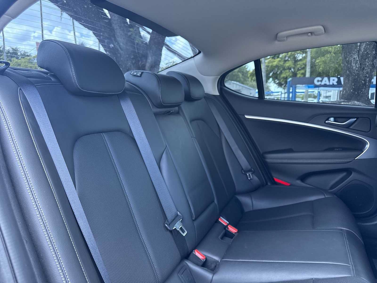 Used 2023 Genesis G70 2.0T RWD image 26