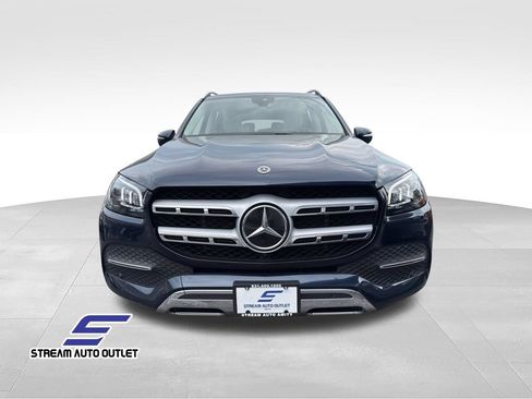 Used 2022 Mercedes-Benz GLS 450 4MATIC image 2