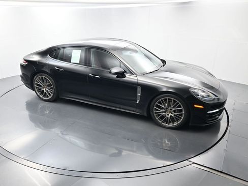 Used 2023 Porsche Panamera Platinum Edition image 43