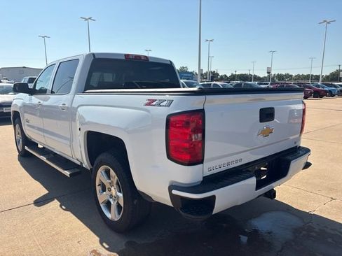 Used 2018 Chevrolet Silverado 1500 LT w/ Texas Edition AWD/4WD image 5